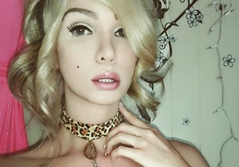 جهانی میلف سارا جی الاغ و روغن های آن را برای یک فاک نشان می دانلود فیلم سکسی جدید شهوانی دهد!